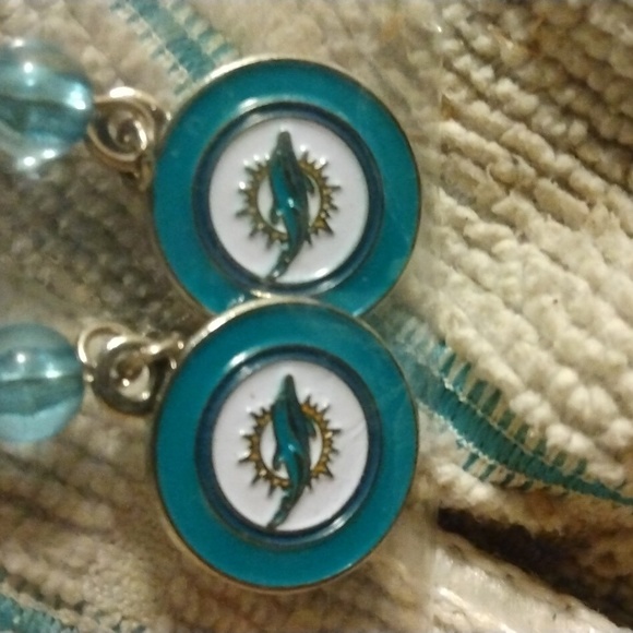 Brand New Miami Dolphins  dangle earrings - Picture 2 of 4